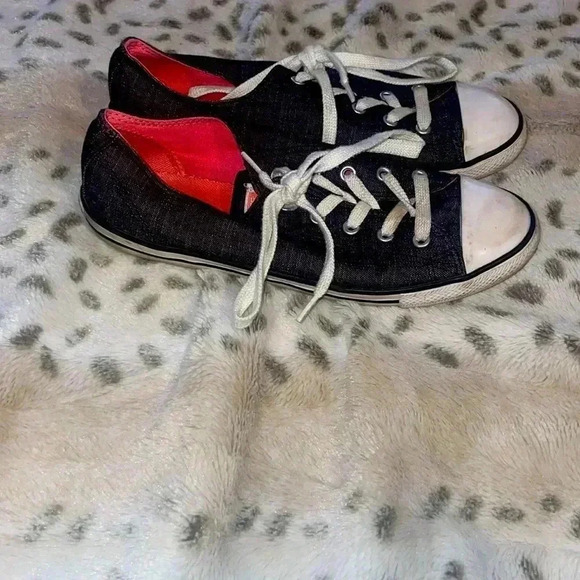 Converse Sneakers - Picture 2 of 8